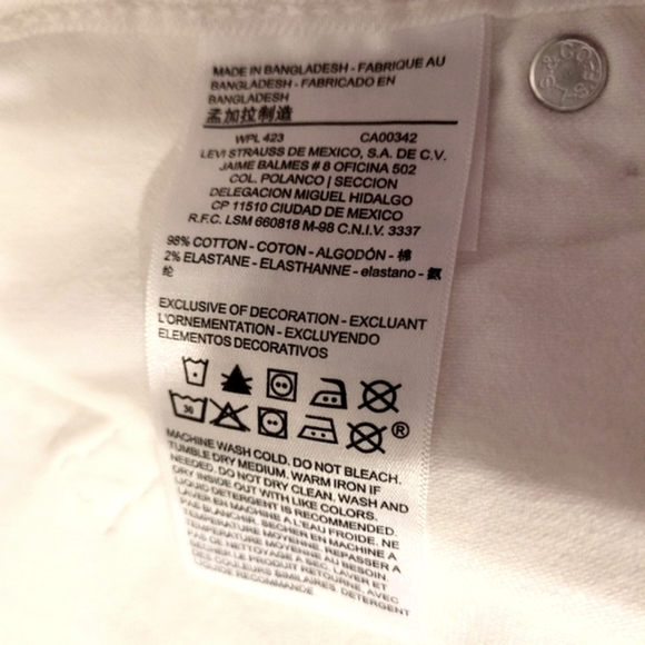 Levi's shorts mid rise gold label skinny  plus sz bermuda NWOT - Picture 6 of 10